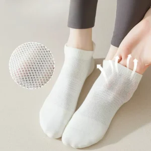 Chaussettes pilates courtes blanches antidérapantes