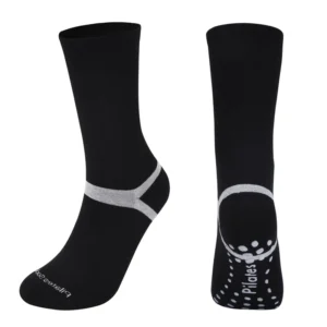 Chaussettes pilates longues noires et blanches