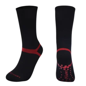 Chaussettes pilates longues noires et rouges